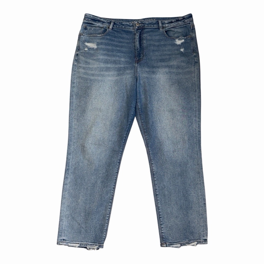American Eagle Mom Jeans Size 18 Regular Distressed Medium Wash Stretch Denim